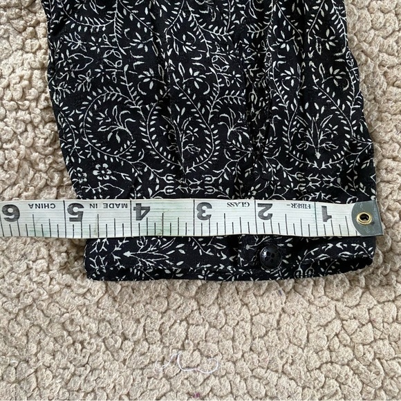 NWT Stetson Top Blouse Front Buttons Long Sleeve Roundneck Back Slit Size:Medium - Picture 7 of 12